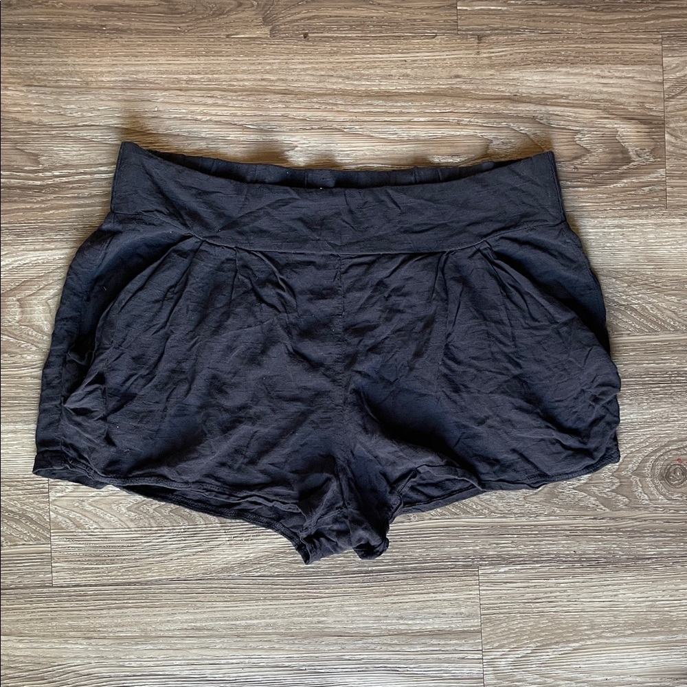Free People Baggy Pull On Lounge Shorts Size: L
